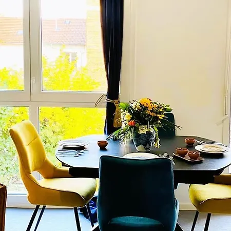 דירה Luxury A 10mn Du Centre De Paris & Free Parking *