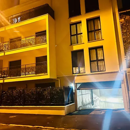 דירה Luxury A 10mn Du Centre De Paris & Free Parking