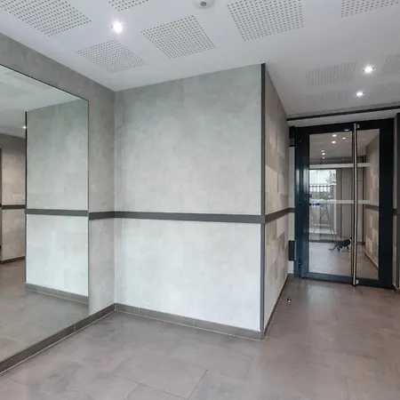 Luxury A 10mn Du Centre De Paris & Free Parking 아파트 *